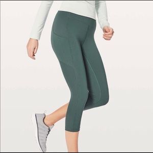 Lululemon speed up crop leggings with pockets